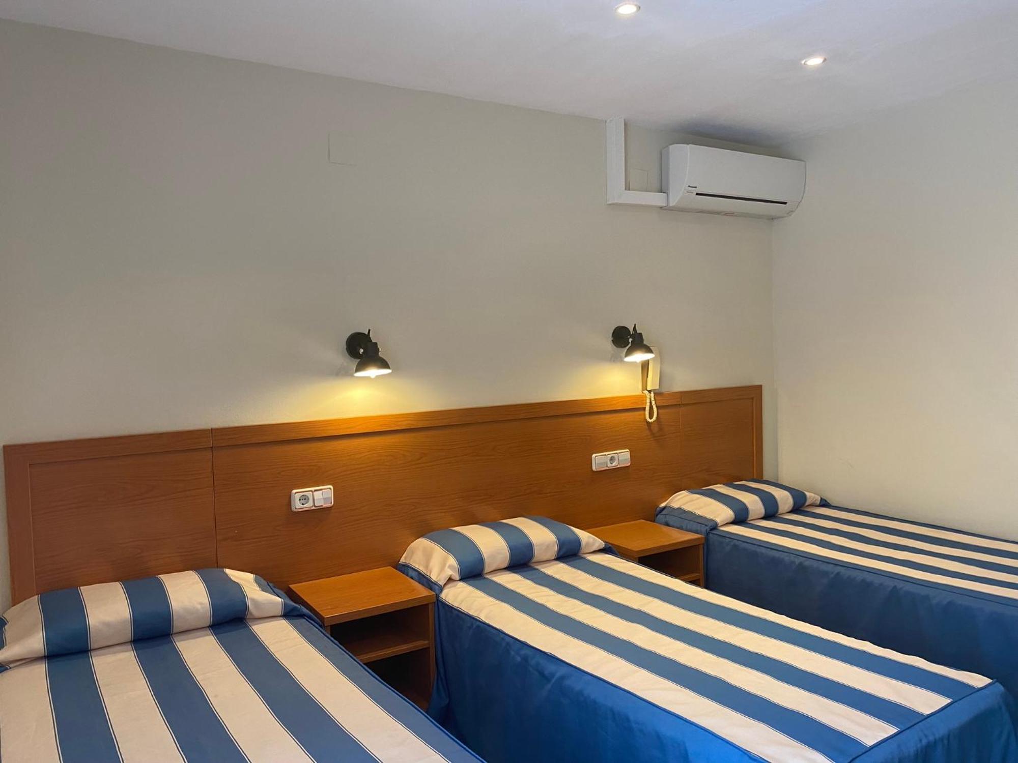 Coral Guest house 2*